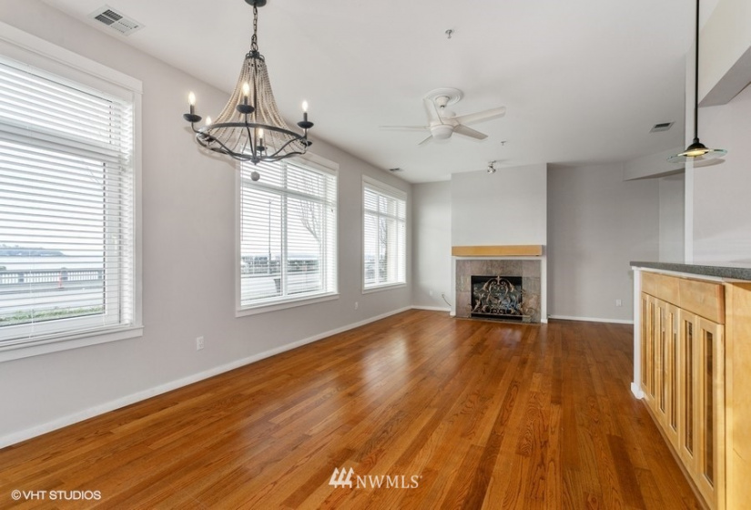 1950 Alaskan, Seattle, Washington 98101, 2 Bedrooms Bedrooms, ,2 BathroomsBathrooms,Residential Lease,For Rent,Alaskan,NWM1874444