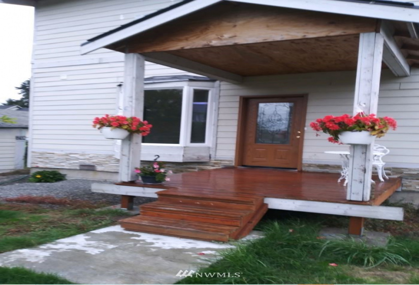 6515 McKinley, Tacoma, Washington 98404, 3 Bedrooms Bedrooms, ,2 BathroomsBathrooms,Residential,For Sale,McKinley,NWM1874360