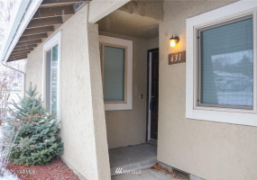 361 50th, Yakima, Washington 98908, ,Residential,For Sale,Casa Royale,50th,NWM1874478