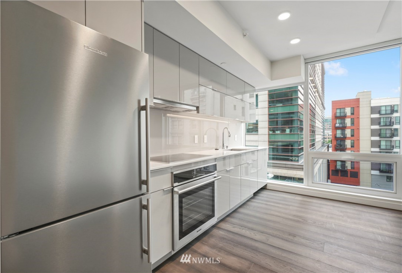 450 Main, Seattle, Washington 98104, ,1 BathroomBathrooms,Residential Lease,For Rent,KODA,Main,NWM1874469