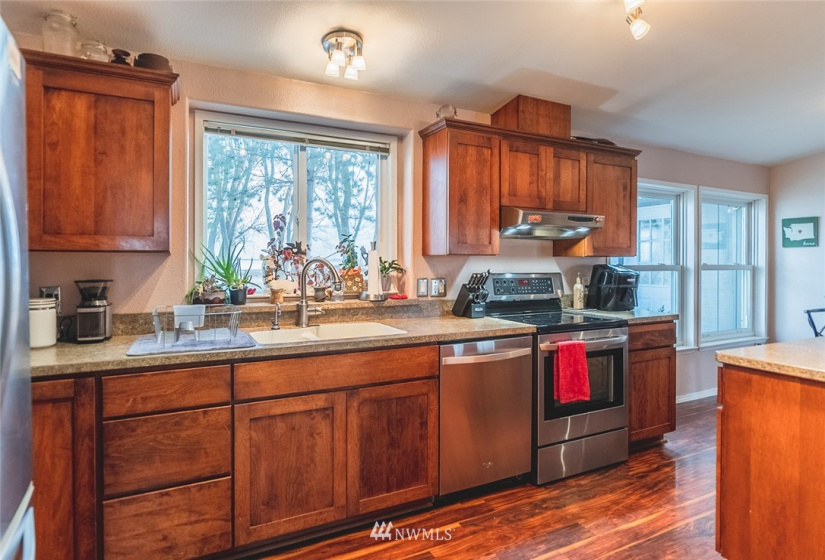 1812 O, Moses Lake, Washington 98837, 3 Bedrooms Bedrooms, ,2 BathroomsBathrooms,Residential,For Sale,O,NWM1874695