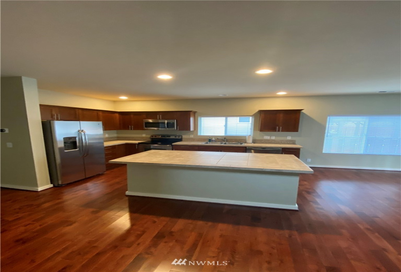 6232 Annette, Auburn, Washington 98092, 3 Bedrooms Bedrooms, ,Residential Lease,For Rent,Annette,NWM1874947