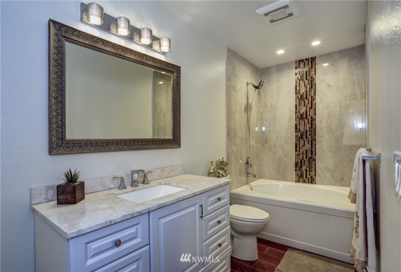 200 99th, Bellevue, Washington 98004, 2 Bedrooms Bedrooms, ,4 BathroomsBathrooms,Residential Lease,For Rent,99th,NWM1875002