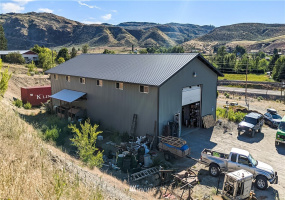 16 Barnhill, Tonasket, Washington 98855, ,Commercial Sale,For Sale,Barnhill,NWM1875075