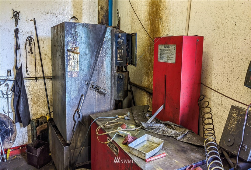 16 Barnhill, Tonasket, Washington 98855, ,Commercial Sale,For Sale,Barnhill,NWM1875075