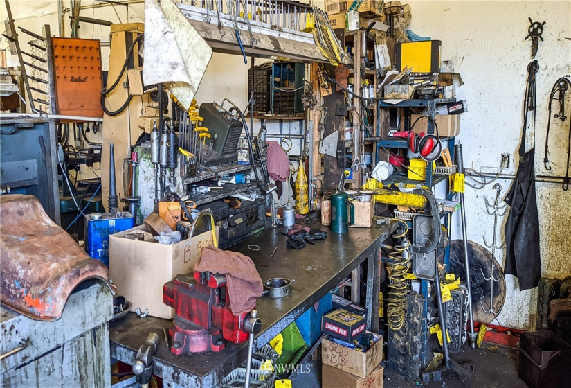 16 Barnhill, Tonasket, Washington 98855, ,Commercial Sale,For Sale,Barnhill,NWM1875075