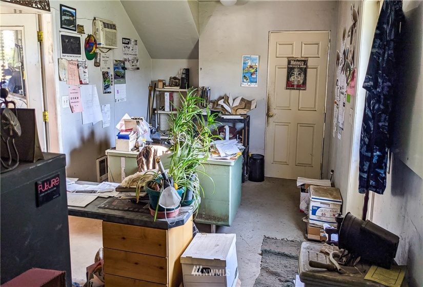 16 Barnhill, Tonasket, Washington 98855, ,Commercial Sale,For Sale,Barnhill,NWM1875075