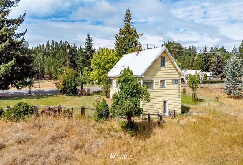 3811 SR 903, Roslyn, Washington 98941, ,Commercial Sale,For Sale,SR 903,NWM1875123