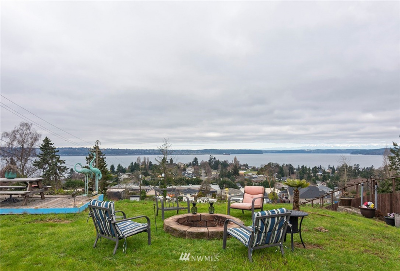 4902 Slayden, Tacoma, Washington 98422, 5 Bedrooms Bedrooms, ,2 BathroomsBathrooms,Residential,For Sale,Slayden,NWM1763717