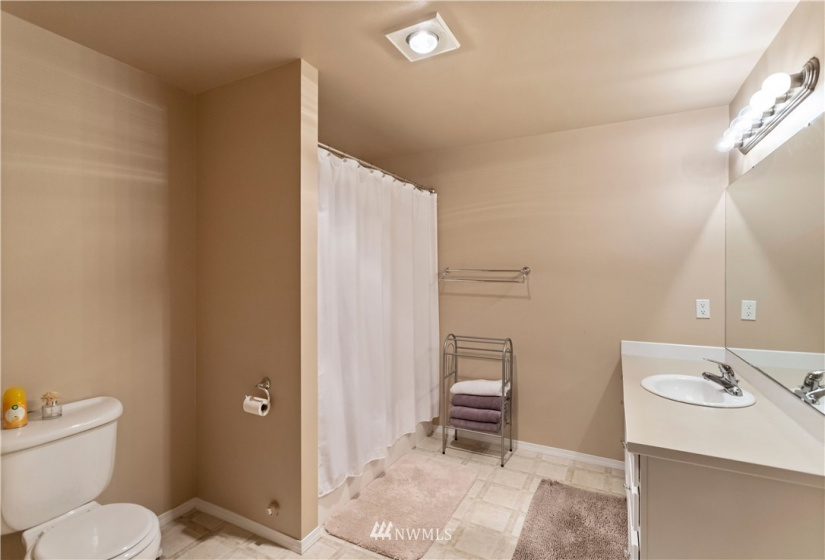 3704 Whidbey Woods, Greenbank, Washington 98253, 3 Bedrooms Bedrooms, ,2 BathroomsBathrooms,Residential,For Sale,Whidbey Woods,NWM1875149