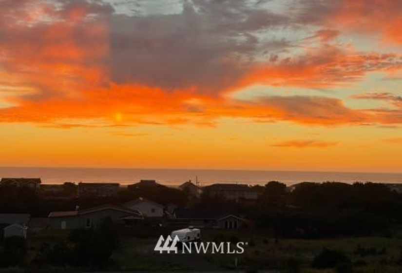32615 J, Ocean Park, Washington 98640, ,Land,For Sale,J,NWM1875215