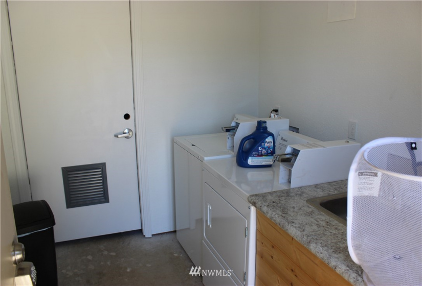 7 Riverview, Humptulips, Washington 98552, ,Commercial Sale,For Sale,Riverview,NWM1874670