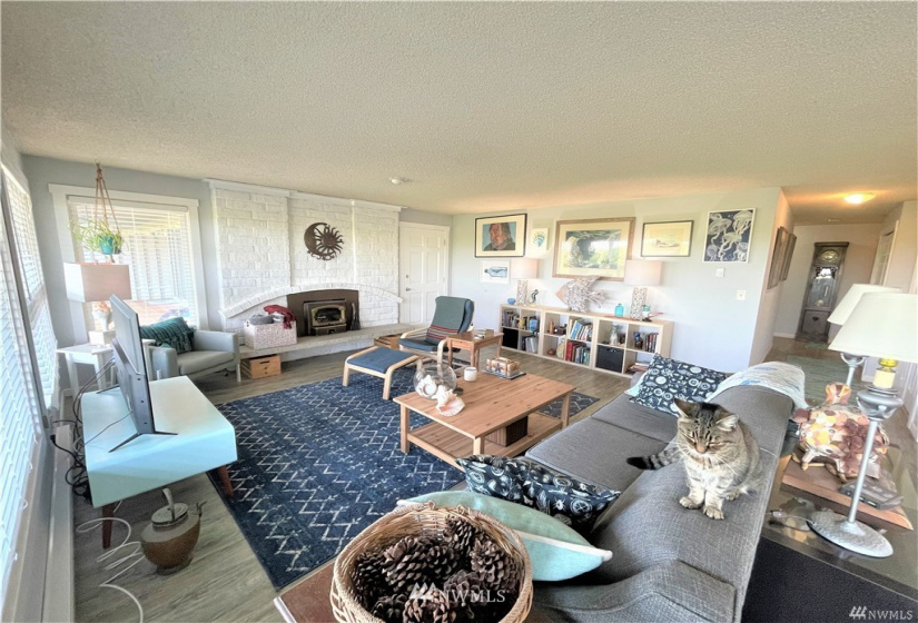 1051 Ocean Shores, Ocean Shores, Washington 98569, 3 Bedrooms Bedrooms, ,2 BathroomsBathrooms,Residential,For Sale,Sanderling,Ocean Shores,NWM1875086