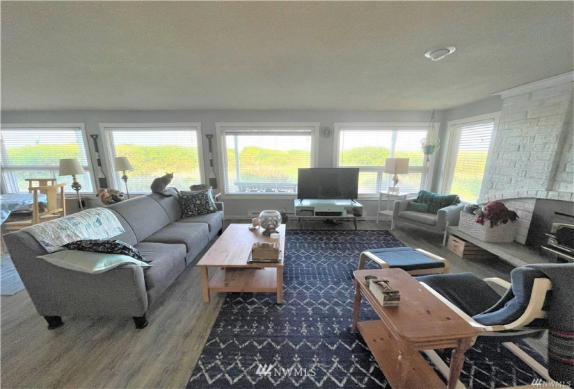 1051 Ocean Shores, Ocean Shores, Washington 98569, 3 Bedrooms Bedrooms, ,2 BathroomsBathrooms,Residential,For Sale,Sanderling,Ocean Shores,NWM1875086
