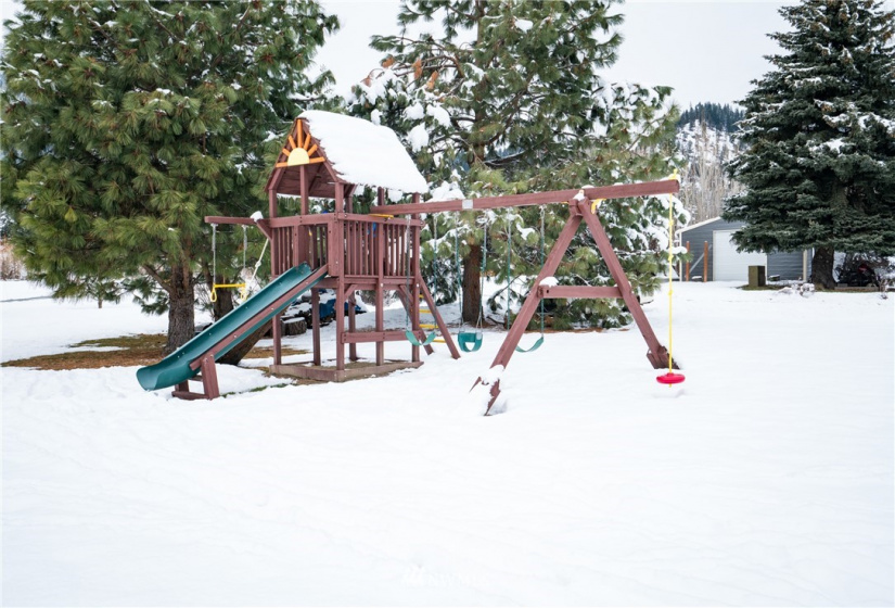 12190 Emig, Leavenworth, Washington 98826, 3 Bedrooms Bedrooms, ,2 BathroomsBathrooms,Residential,For Sale,Emig,NWM1875406
