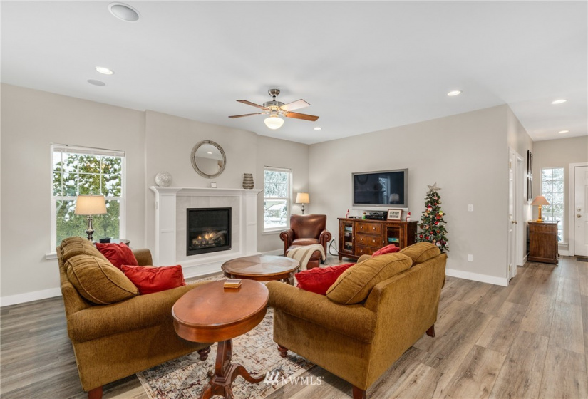 12190 Emig, Leavenworth, Washington 98826, 3 Bedrooms Bedrooms, ,2 BathroomsBathrooms,Residential,For Sale,Emig,NWM1875406