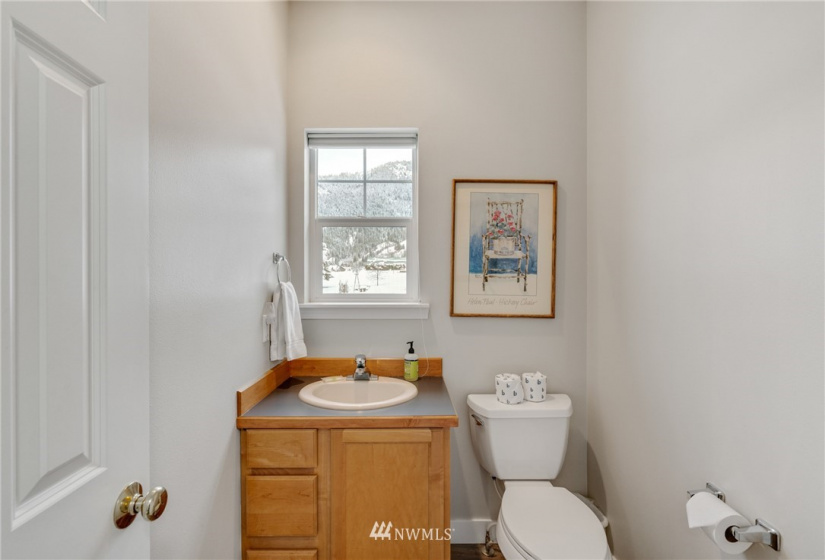 12190 Emig, Leavenworth, Washington 98826, 3 Bedrooms Bedrooms, ,2 BathroomsBathrooms,Residential,For Sale,Emig,NWM1875406
