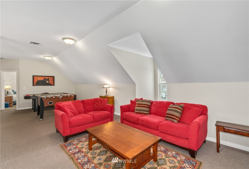 12190 Emig, Leavenworth, Washington 98826, 3 Bedrooms Bedrooms, ,2 BathroomsBathrooms,Residential,For Sale,Emig,NWM1875406