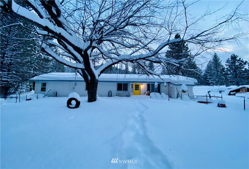 3 Victory Ln, Republic, Washington 99166, 3 Bedrooms Bedrooms, ,2 BathroomsBathrooms,Residential,For Sale,Victory Ln,NWM1875438