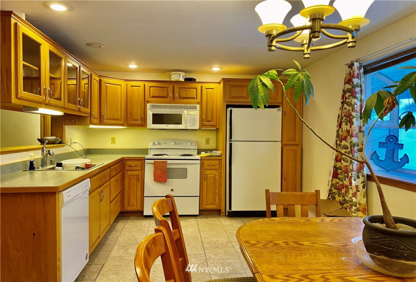 3 Victory Ln, Republic, Washington 99166, 3 Bedrooms Bedrooms, ,2 BathroomsBathrooms,Residential,For Sale,Victory Ln,NWM1875438