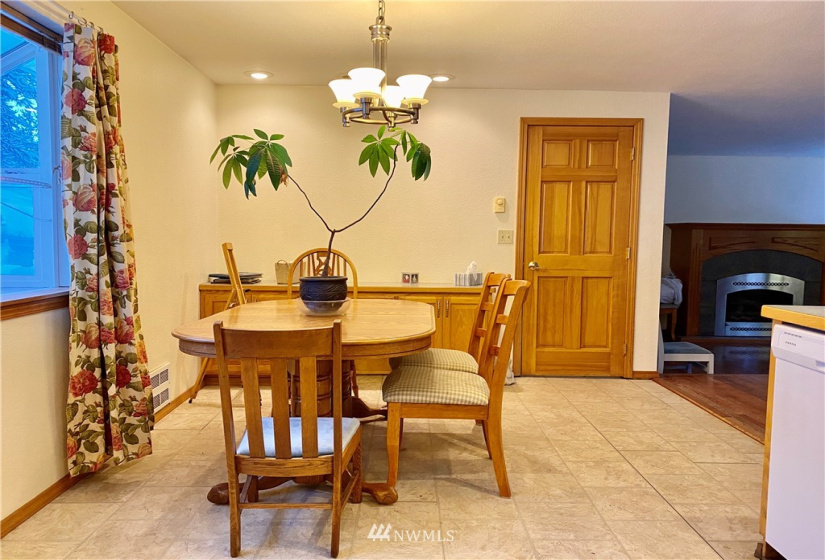 3 Victory Ln, Republic, Washington 99166, 3 Bedrooms Bedrooms, ,2 BathroomsBathrooms,Residential,For Sale,Victory Ln,NWM1875438