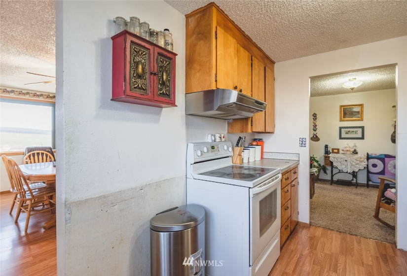 11654 1st Ave SE Royal, Othello, Washington 99344, 6 Bedrooms Bedrooms, ,1 BathroomBathrooms,Residential,For Sale,Munro's 1st Add to Royal O & M Site,1st Ave SE Royal,NWM1875463