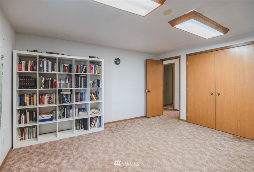 11654 1st Ave SE Royal, Othello, Washington 99344, 6 Bedrooms Bedrooms, ,1 BathroomBathrooms,Residential,For Sale,Munro's 1st Add to Royal O & M Site,1st Ave SE Royal,NWM1875463