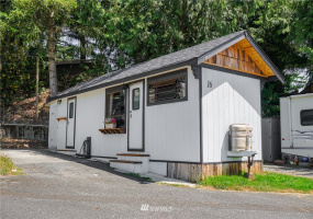 5920 200th, Lynnwood, Washington 98036, 1 Bedroom Bedrooms, ,1 BathroomBathrooms,Manufactured In Park,For Sale,200th,NWM1875251