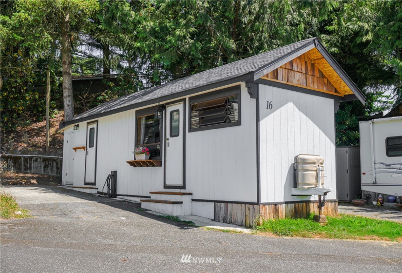 5920 200th, Lynnwood, Washington 98036, 1 Bedroom Bedrooms, ,1 BathroomBathrooms,Manufactured In Park,For Sale,200th,NWM1875251