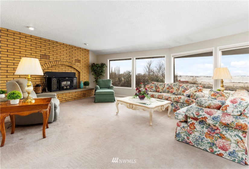 1810 Waneta, Sunnyside, Washington 98944, 3 Bedrooms Bedrooms, ,2 BathroomsBathrooms,Residential,For Sale,Waneta,NWM1875612