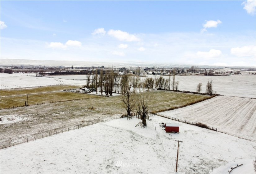 1810 Waneta, Sunnyside, Washington 98944, 3 Bedrooms Bedrooms, ,2 BathroomsBathrooms,Residential,For Sale,Waneta,NWM1875612
