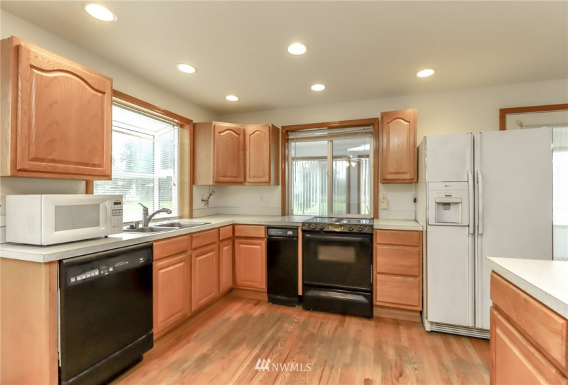 5510 162nd, Sumner, Washington 98390, 4 Bedrooms Bedrooms, ,2 BathroomsBathrooms,Residential,For Sale,162nd,NWM1875821