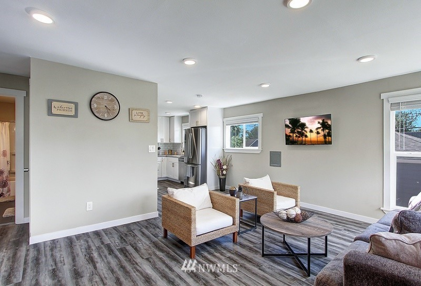 3217 Kenyon, Seattle, Washington 98118, 8 Bedrooms Bedrooms, ,3 BathroomsBathrooms,Residential,For Sale,Kenyon,NWM1875633