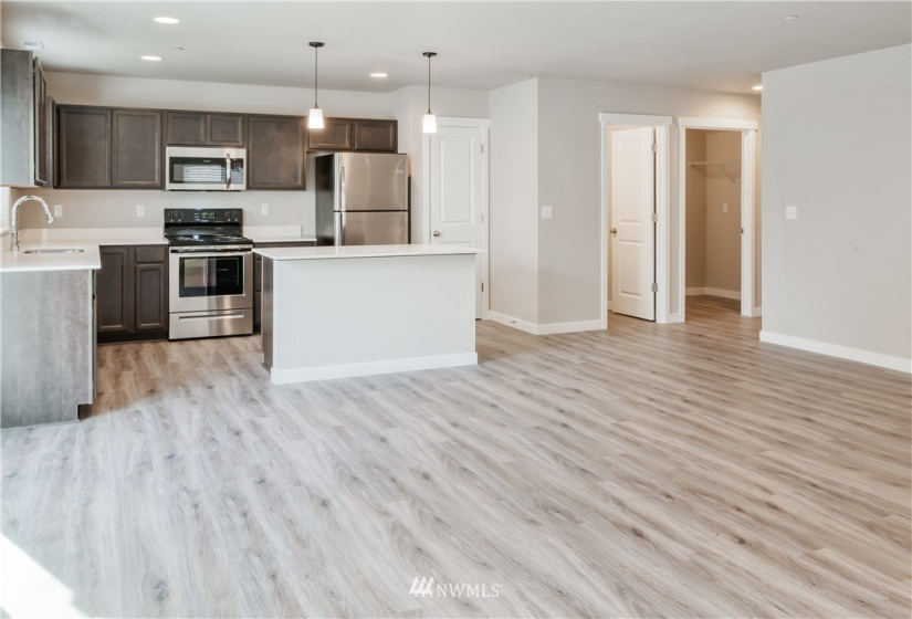 6337 84th, Marysville, Washington 98270, 4 Bedrooms Bedrooms, ,2 BathroomsBathrooms,Residential Lease,For Rent,Sagewood,84th,NWM1874646