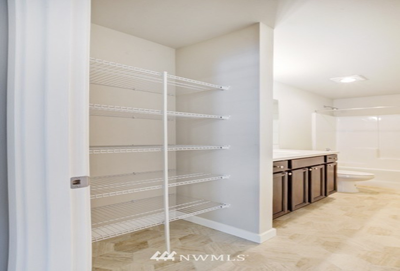 8435 63rd, Marysville, Washington 98270, 4 Bedrooms Bedrooms, ,2 BathroomsBathrooms,Residential Lease,For Rent,Sagewood,63rd,NWM1876073