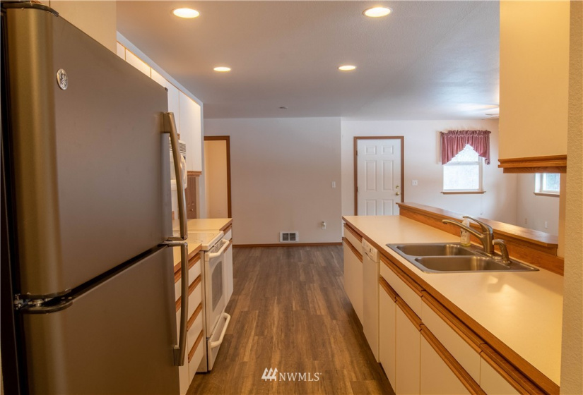15410 Camp 12, Leavenworth, Washington 98826, 3 Bedrooms Bedrooms, ,1 BathroomBathrooms,Residential,For Sale,Camp 12,NWM1876121