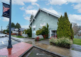 214 2nd, Napavine, Washington 98565, ,Commercial Sale,For Sale,2nd,NWM1875912
