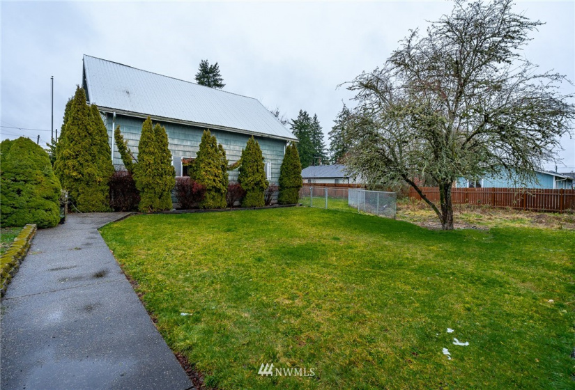 214 2nd, Napavine, Washington 98565, ,Commercial Sale,For Sale,2nd,NWM1875912