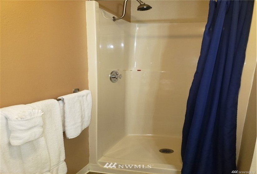 1 Lodge 606-F, Manson, Washington 98831, 2 Bedrooms Bedrooms, ,2 BathroomsBathrooms,Residential,For Sale,Lodge,Lodge 606-F,NWM1876169