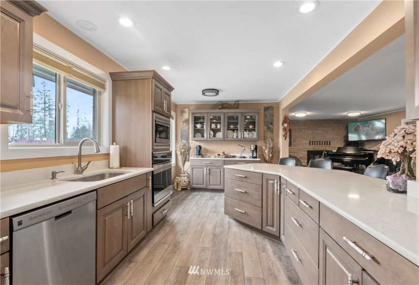 36510 Mountain, Eatonville, Washington 98328, 4 Bedrooms Bedrooms, ,3 BathroomsBathrooms,Residential,For Sale,Mountain,NWM1875736