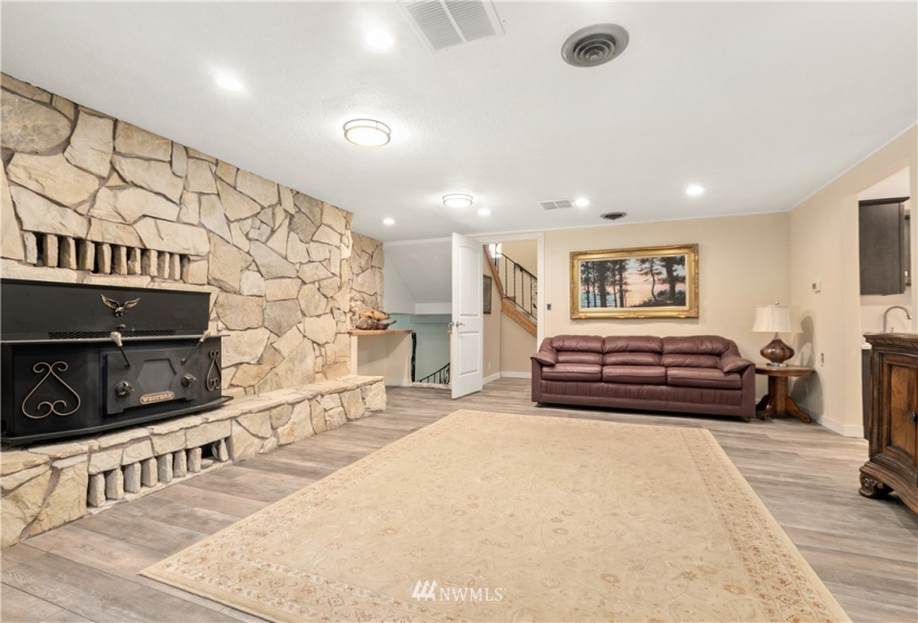 36510 Mountain, Eatonville, Washington 98328, 4 Bedrooms Bedrooms, ,3 BathroomsBathrooms,Residential,For Sale,Mountain,NWM1875736
