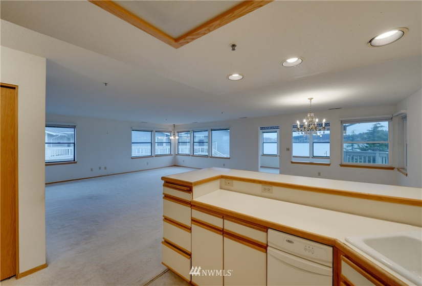 651 Bayshore, Oak Harbor, Washington 98277, 2 Bedrooms Bedrooms, ,2 BathroomsBathrooms,Residential,For Sale,Waterside Condo,Bayshore,NWM1873239