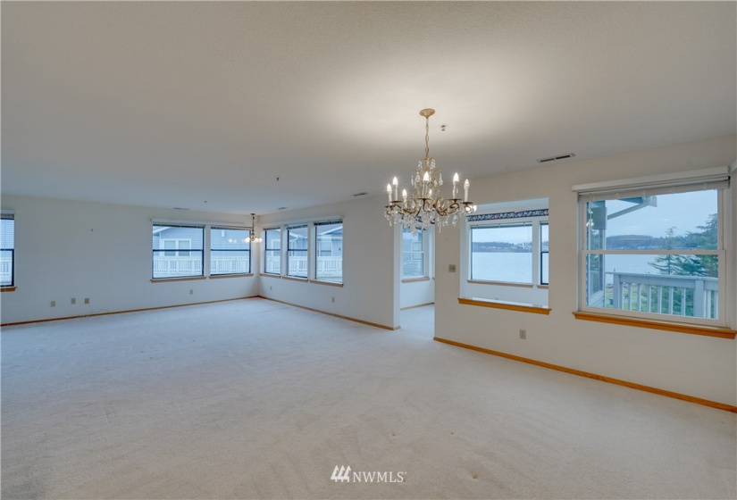 651 Bayshore, Oak Harbor, Washington 98277, 2 Bedrooms Bedrooms, ,2 BathroomsBathrooms,Residential,For Sale,Waterside Condo,Bayshore,NWM1873239