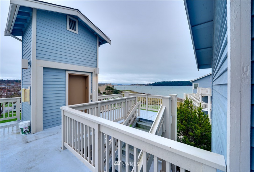 651 Bayshore, Oak Harbor, Washington 98277, 2 Bedrooms Bedrooms, ,2 BathroomsBathrooms,Residential,For Sale,Waterside Condo,Bayshore,NWM1873239