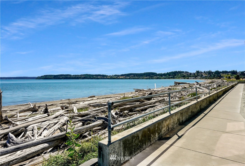 651 Bayshore, Oak Harbor, Washington 98277, 2 Bedrooms Bedrooms, ,2 BathroomsBathrooms,Residential,For Sale,Waterside Condo,Bayshore,NWM1873239
