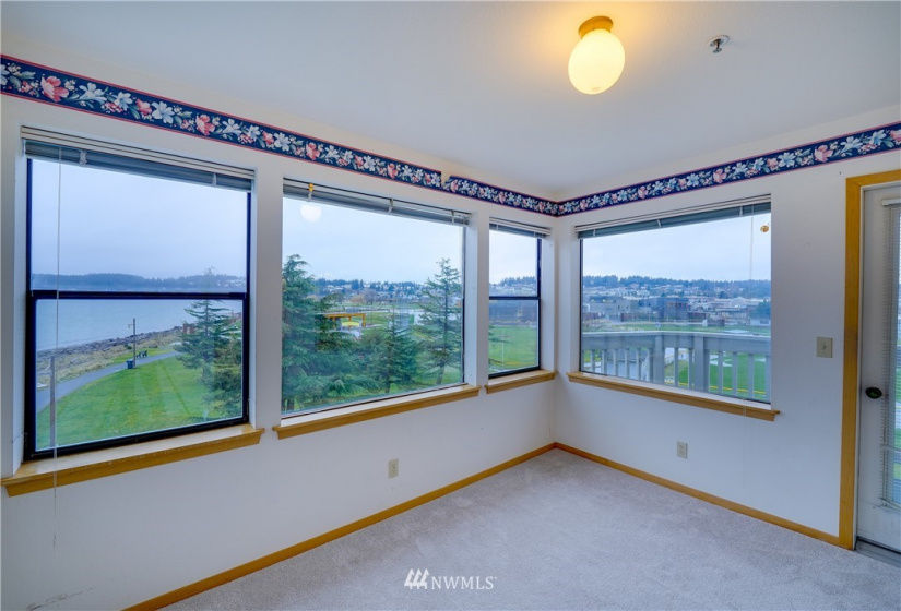 651 Bayshore, Oak Harbor, Washington 98277, 2 Bedrooms Bedrooms, ,2 BathroomsBathrooms,Residential,For Sale,Waterside Condo,Bayshore,NWM1873239