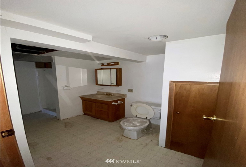 309 Dayton, Dayton, Washington 99328, 2 Bedrooms Bedrooms, ,Residential,For Sale,Dayton,NWM1876347