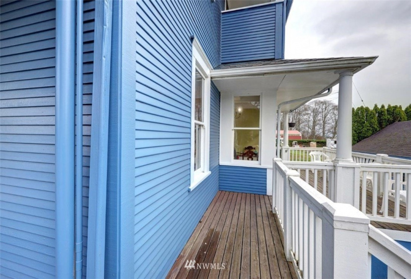 211 Pearl, Ilwaco, Washington 98624, 8 Bedrooms Bedrooms, ,5 BathroomsBathrooms,Residential,For Sale,Barnes Add 03 04 E60',Pearl,NWM1874672