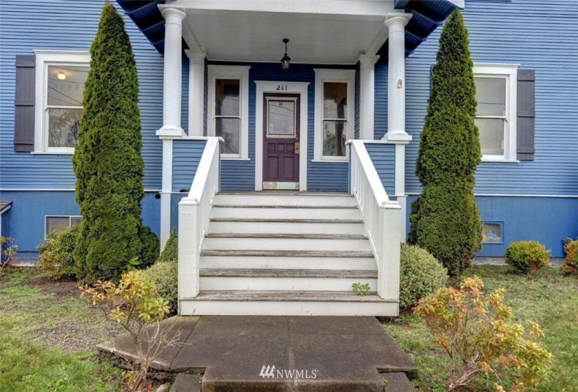 211 Pearl, Ilwaco, Washington 98624, 8 Bedrooms Bedrooms, ,5 BathroomsBathrooms,Residential,For Sale,Barnes Add 03 04 E60',Pearl,NWM1874672