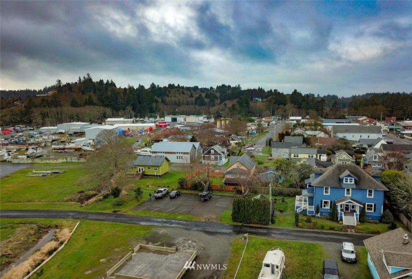 211 Pearl, Ilwaco, Washington 98624, 8 Bedrooms Bedrooms, ,5 BathroomsBathrooms,Residential,For Sale,Barnes Add 03 04 E60',Pearl,NWM1874672